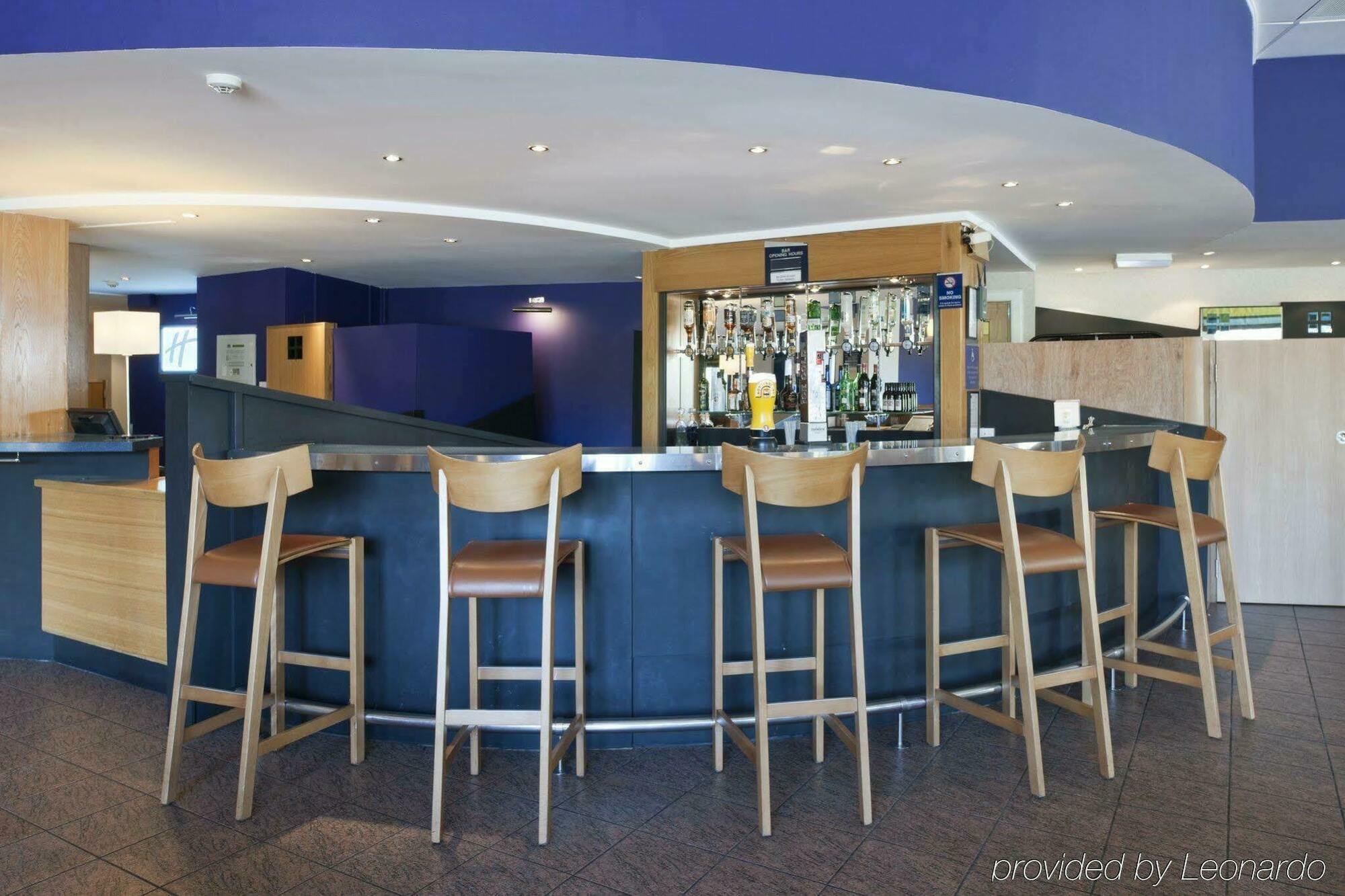 Holiday Inn Express Strathclyde Park M74, Jct 5 By Ihg Motherwell Exterior foto